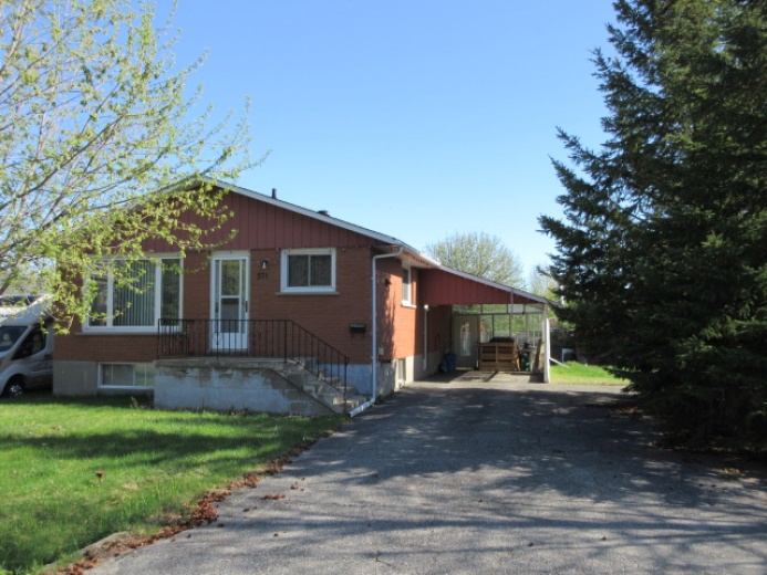 House,For Sale,1111
