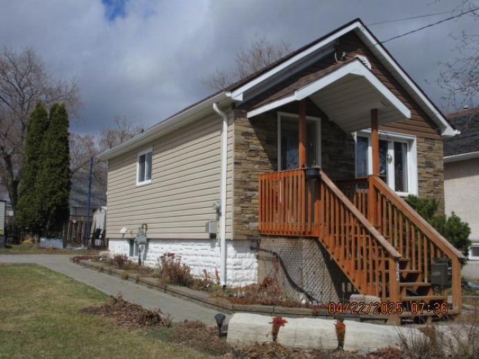 House,For Sale,1115