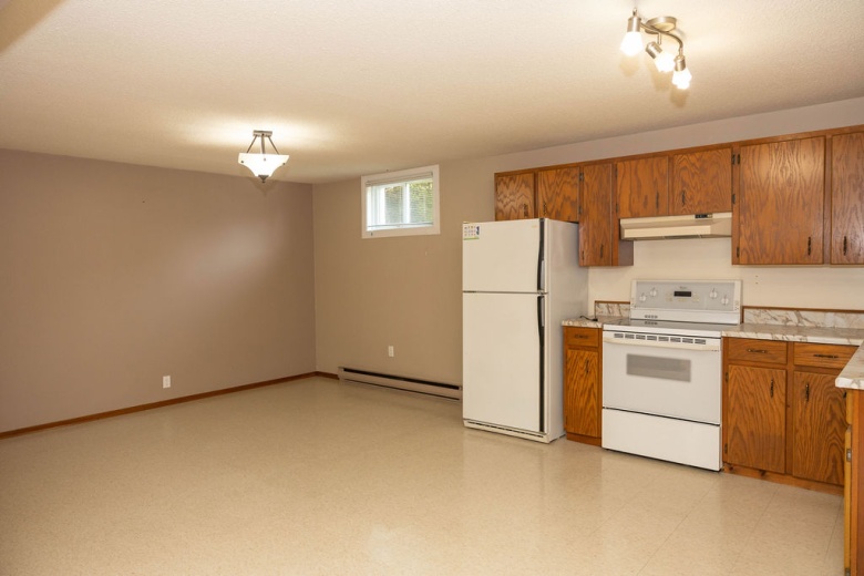 House,For Sale,1121