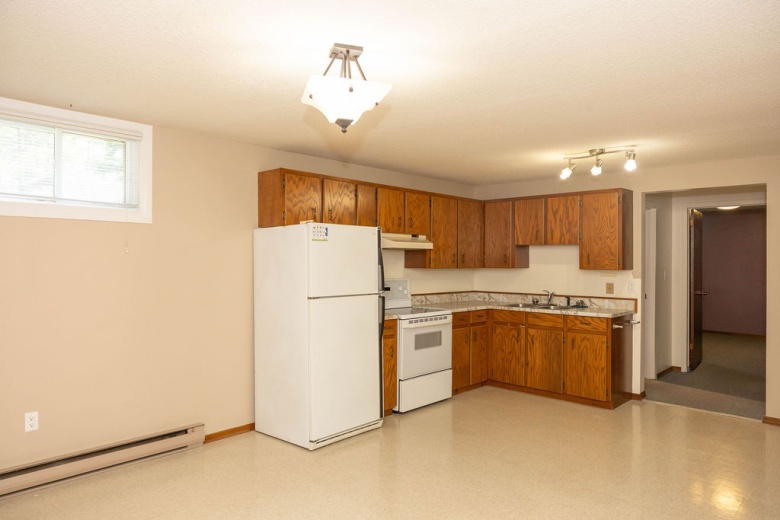 House,For Sale,1121