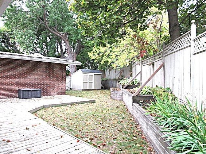 3 Bedrooms Bedrooms, ,2 BathroomsBathrooms,House,For Sale,1122