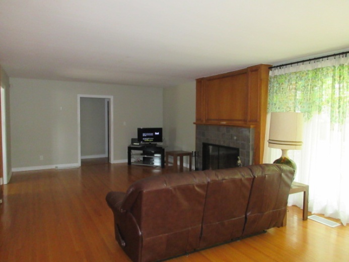 3 Bedrooms Bedrooms, ,2 BathroomsBathrooms,House,For Sale,1122