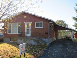 3 Bedrooms Bedrooms, ,2 BathroomsBathrooms,House,For Sale,1124