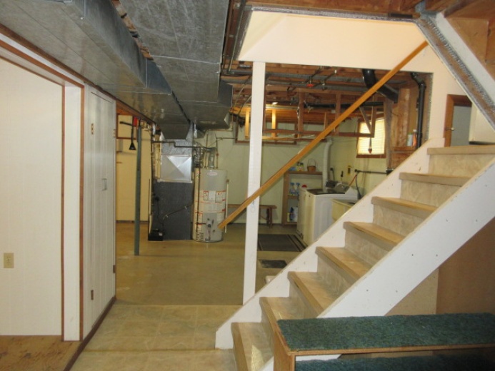 3 Bedrooms Bedrooms, ,2 BathroomsBathrooms,House,For Sale,1124