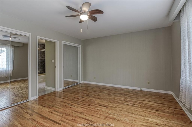 3 Bedrooms Bedrooms, ,2 BathroomsBathrooms,House,For Sale,1132