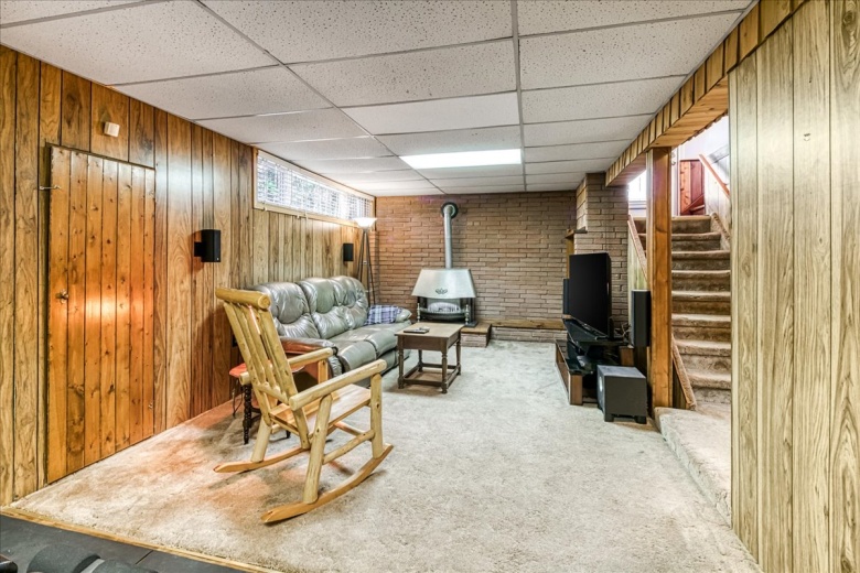 House,For Sale,1133