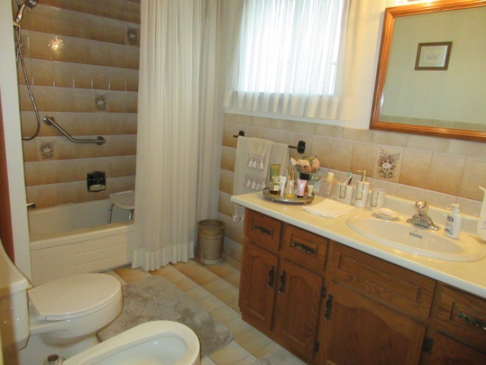 House,For Sale,1134