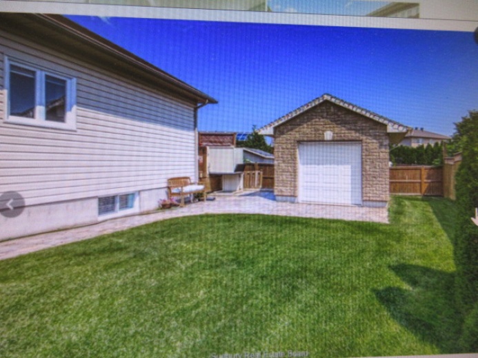 5 Bedrooms Bedrooms, ,3 BathroomsBathrooms,House,SOLD!,1080
