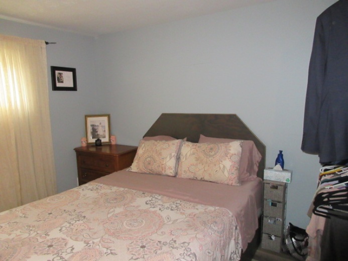 2 Bedrooms Bedrooms, ,1 BathroomBathrooms,House,SOLD!,1088