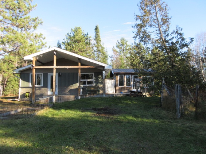 2 Bedrooms Bedrooms, ,1 BathroomBathrooms,House,SOLD!,1094